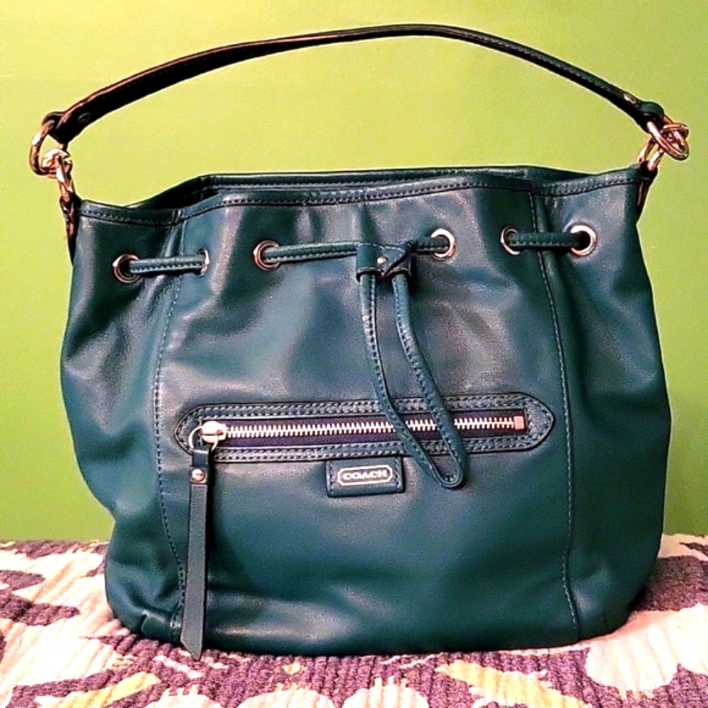 Coach Bucket Bag - Green